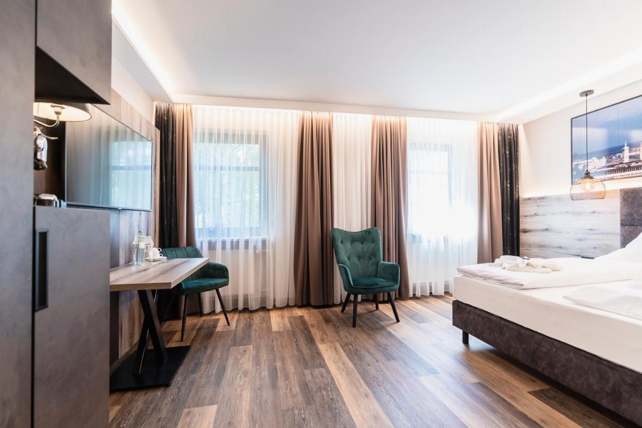 Demas Garni 3* Unterhaching